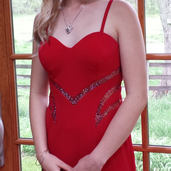 LaFemme size 8 ,red prom dress - Picture 10 of 10